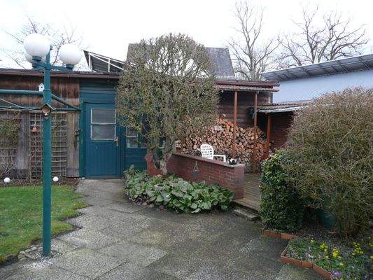 Schuppen mit Werkstatt