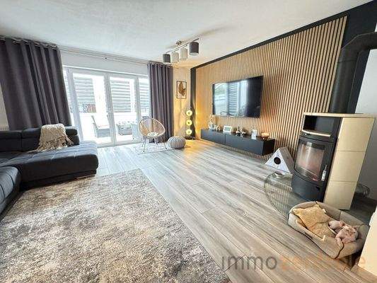 EAA1583A-A836-4824-A98D-610A79A29E38_1_105_c