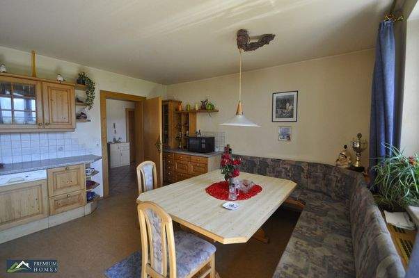 Doppelhaushälfte in Aussichtslage - Küchenansicht