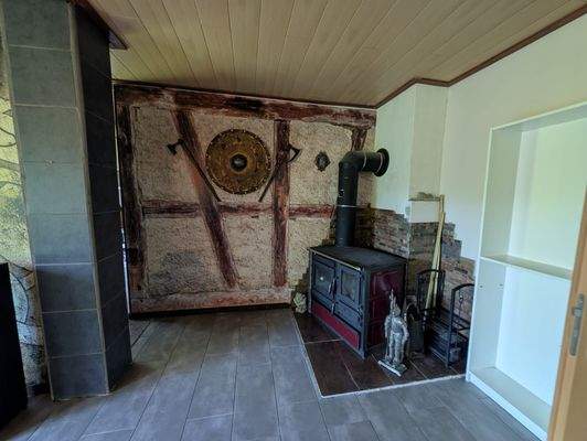 Rustikaler Holz- und Küchenofen