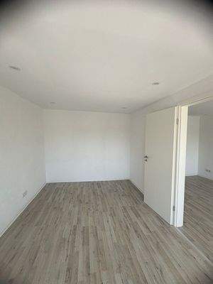 WhatsApp Image 2025-10-23 at 15.19.23 (1)