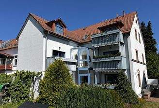 Mehrfamilienwohnhaus