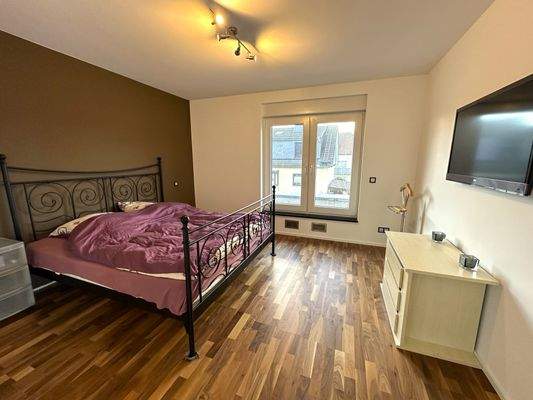 18 Schlafzimmer OG.jpg