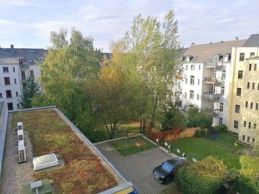 Aussicht vom West-Balkon zur Hofseite