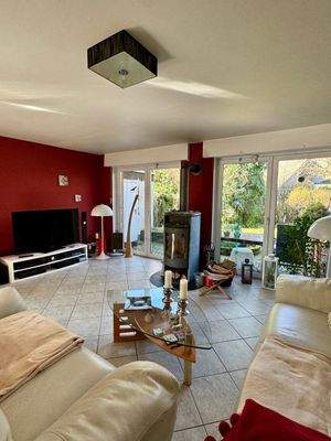 Wohnzimmer mit Kamin