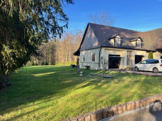 Zugang zum hinteren Grundstück