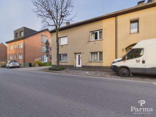 Seitenansicht des Hauses