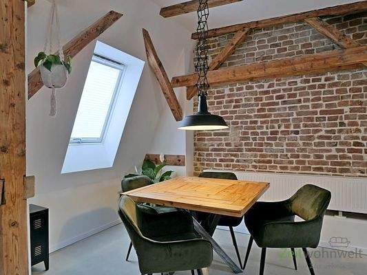 Esstisch im Küchenbereich