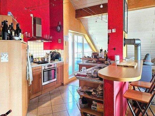 Offene Küche mit Einbauküche