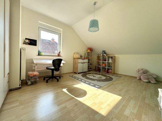 Kinderzimmer OG