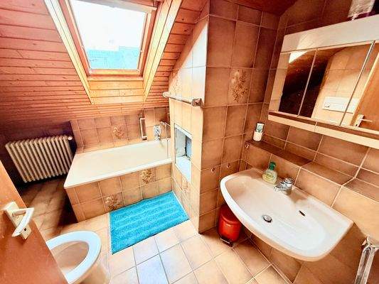 WhatsApp Image 2025-11-23 at 21.45.35 (3).jpeg