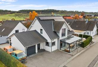 Einfamilienhaus mit Garten