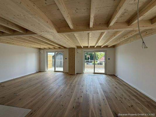 2-Zimmer-Wohnung im 1. OG