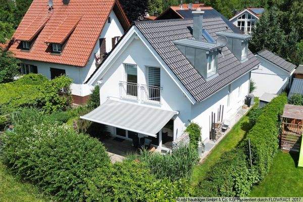 Süd-Terrasse mit Markise