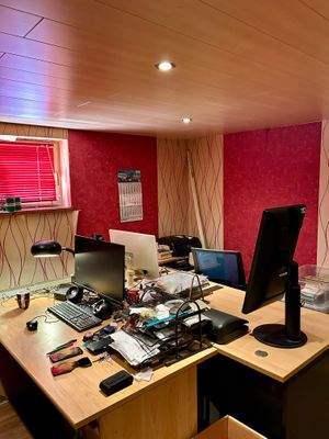 Büro im KG