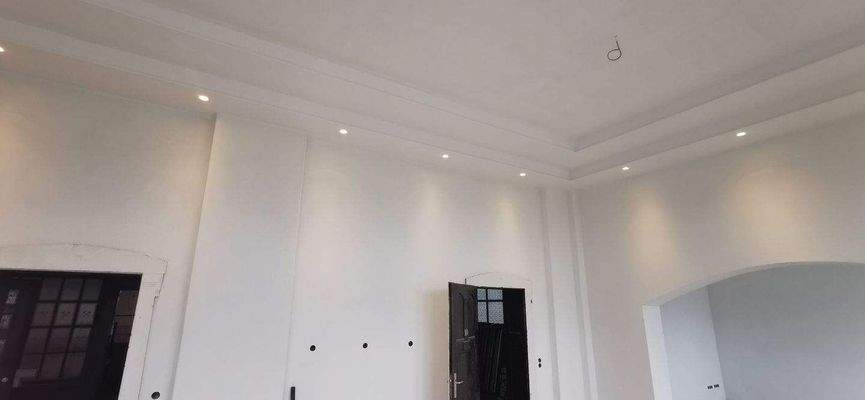 Aufwendige Deckengestaltung