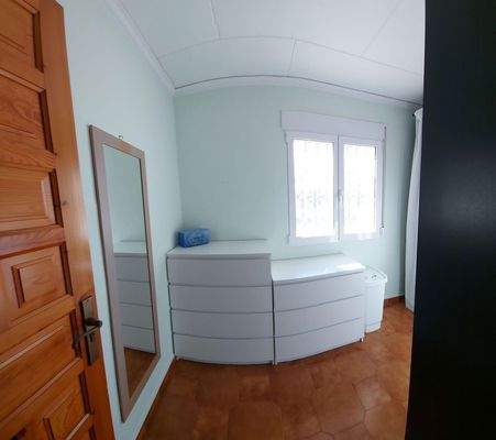 Schlafzimmer 3 z.Zt. Ankleide