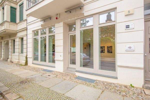 der laden von aussen