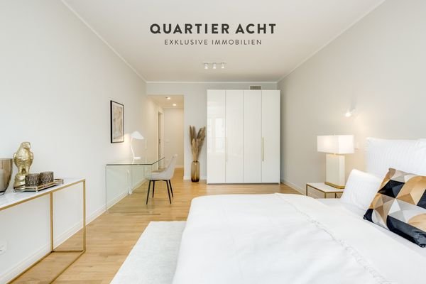 QVIII - ARBEITEN