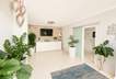 Großzügiges Wohnzimmer (Wohnung 120m2)