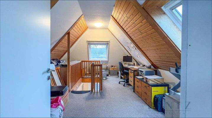 Büro Dachgeschoss