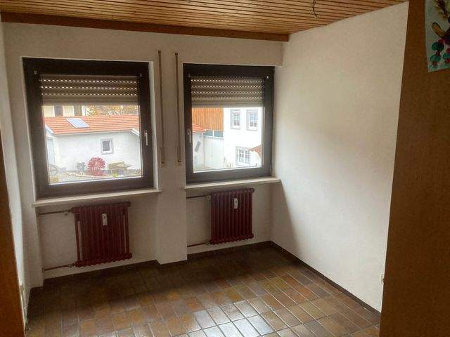 Viel Platz für die Familie – großzügige 4-Raum-Wohnung auf zwei Etagen zum attraktiven Mietpreis! - Foto 2