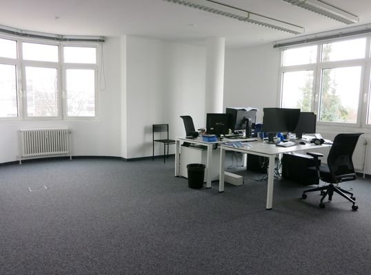 Großes Büro