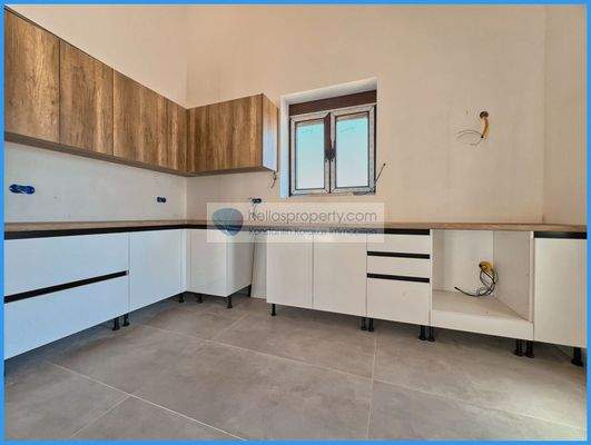 6833882ab43d49bbb19ccb889a46ada6-original