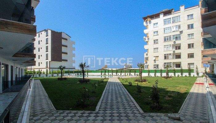 Impressive View Apartments in a Project in Yalova Çınarcık