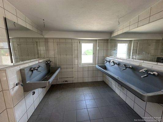 ZUSÄTZL. MÖGLICH: Halle 1 / Waschen