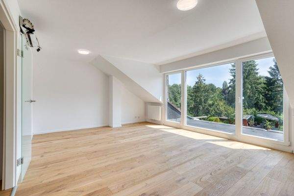 Schlafzimmer mit Seeblick