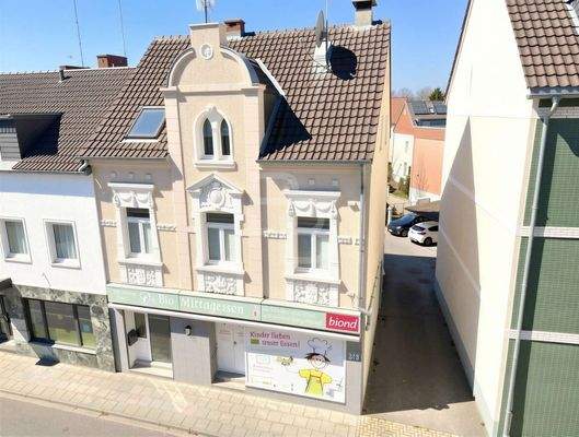 Altbaujuwel mit Gewerbe – Investment mit Perspektive! ✨