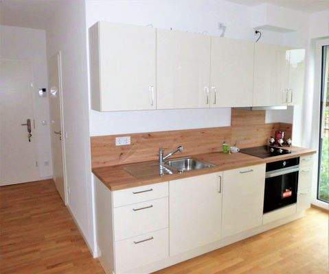 Einbauküche voll ausgestattet 2