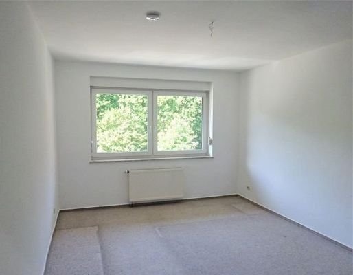 Schlafzimmer, vor Renovierung, jetzt neu, Laminat