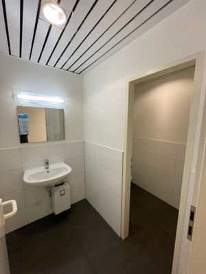 WC 1