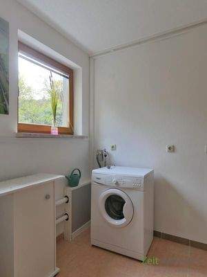 Waschmaschine im Bad