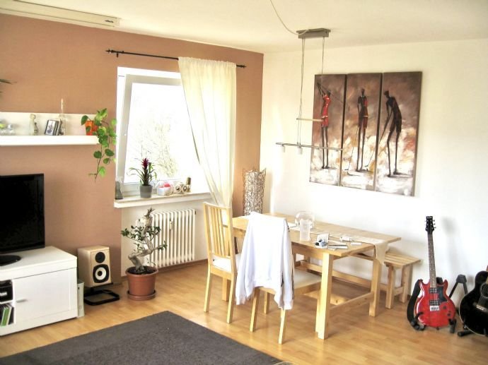 Hübsche 3 - Zimmer - Eigentumswohnung in Meinerzhagen Valbert