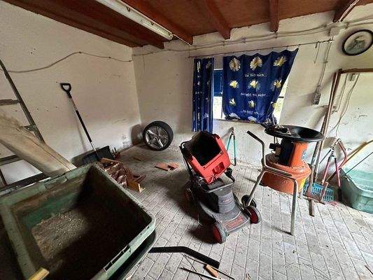 NEBENGEBÄUDE INNENANSICHT 2