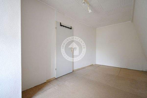 Haus RECHTS - Kind 1 (Blick 2)