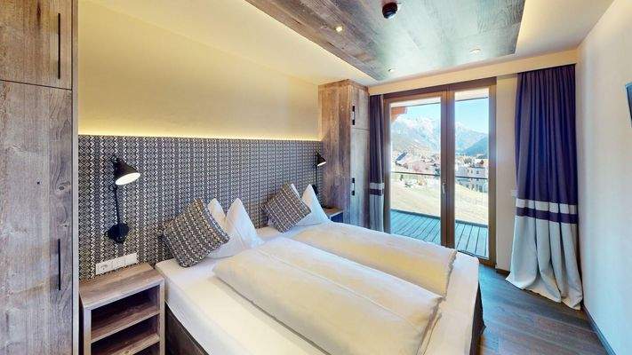 MSR-St-Anton-B-8-Bedroom 1.jpg