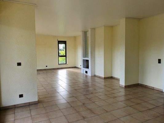 Wohnzimmer mit Kamin_4