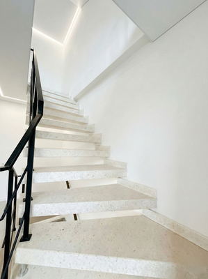 Treppenaufgang (KI-Visualisierung)