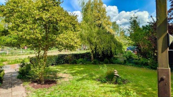 Rund ums Haus im Sommer