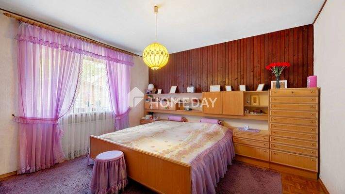 EG Elternschlafzimmer 1