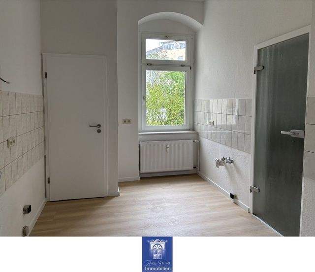 Eindrucksvolle Familienwohnung mit Wintergarten und Balkon in elbnaher Umgebung! - Foto 1