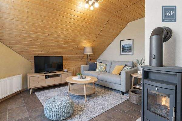 Zimmer OG KI überarbeitet