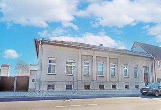 Hausansicht / Straßenseite