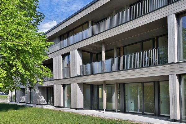 Wohnung mit Terrasse u. Privatgarten