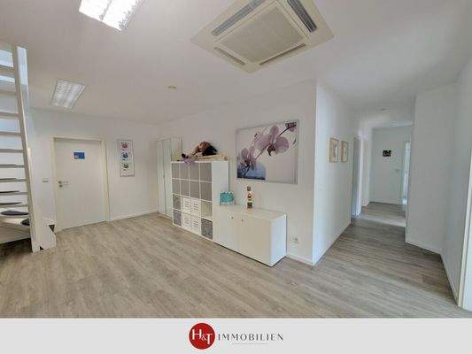 Büro mieten in Stuhr Brinkum - Hechler & Twachtmann Immobilien GmbH