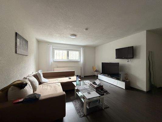  zwei Zimmer mit separatem Eingang